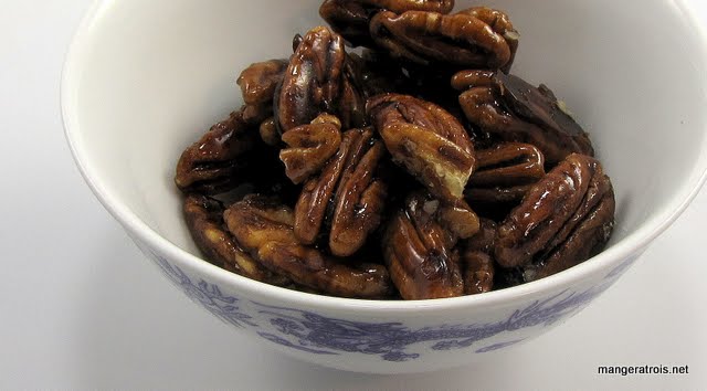 Balsamic Pecans