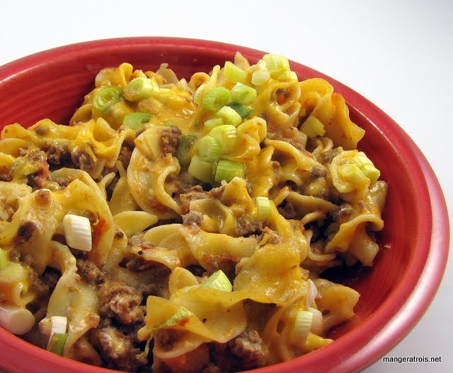 Sour Cream Hamburger Noodle Bake