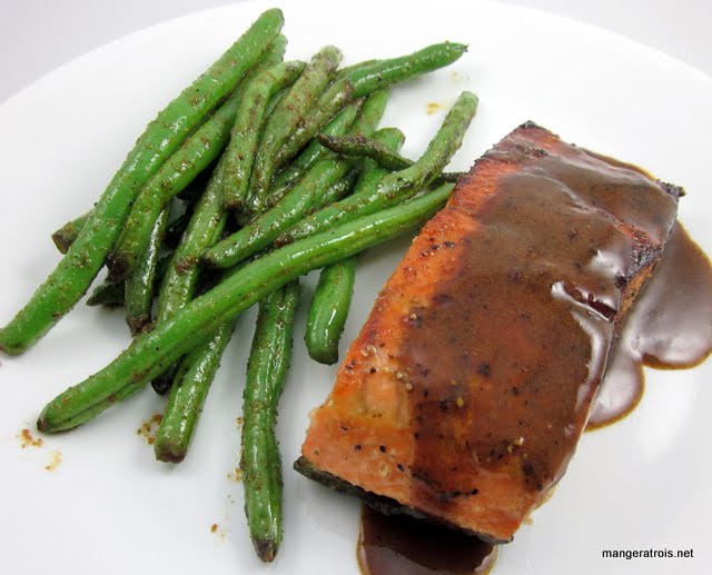 Sugar-Seared Salmon with Cream Sauce