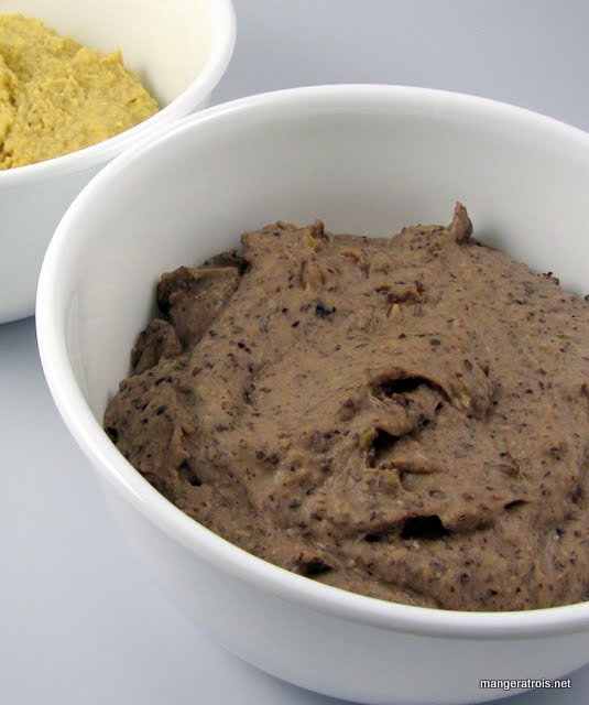 Black Bean Hummus