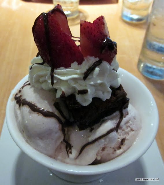 brownie sundae