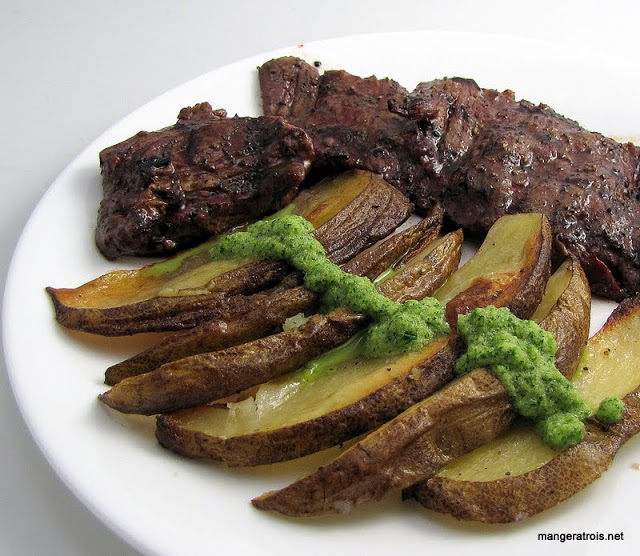 Roasted Potatoes with Garlic Sauce